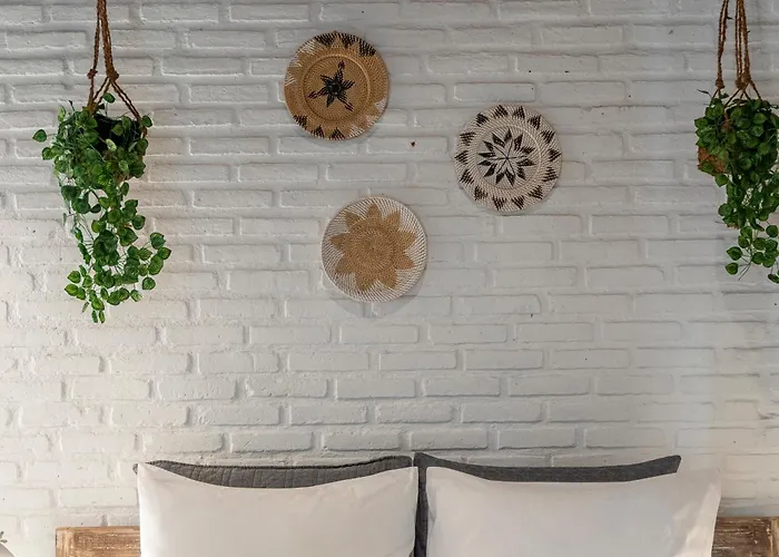 Ju Ju, 3br Iconic In The Hearth Of Pererenan, 5 Mins From ヴィラ チャングー