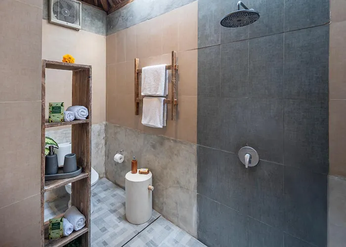 Ju Ju, 3br Iconic In The Hearth Of Pererenan, 5 Mins From