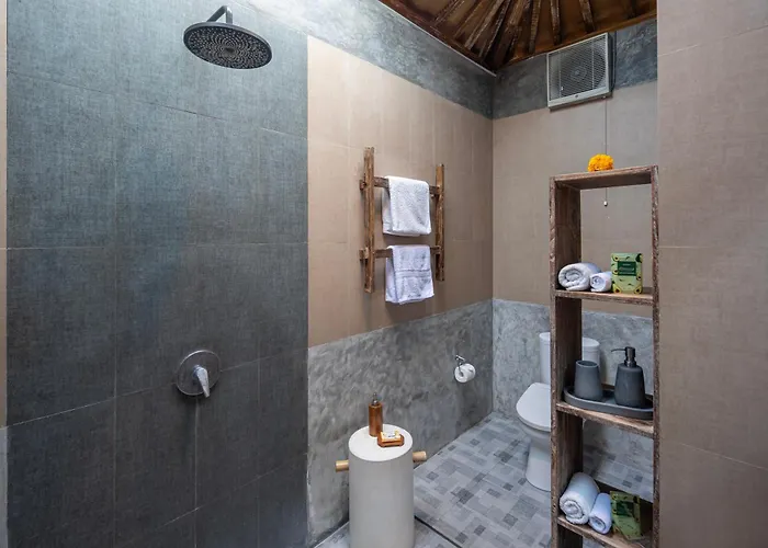 Ju Ju, 3br Iconic In The Hearth Of Pererenan, 5 Mins From *