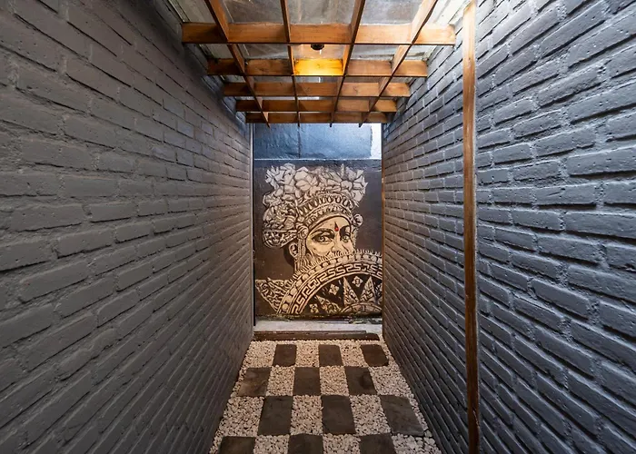 Ju Ju, 3br Iconic In The Hearth Of Pererenan, 5 Mins From Villa Canggu (Bali)